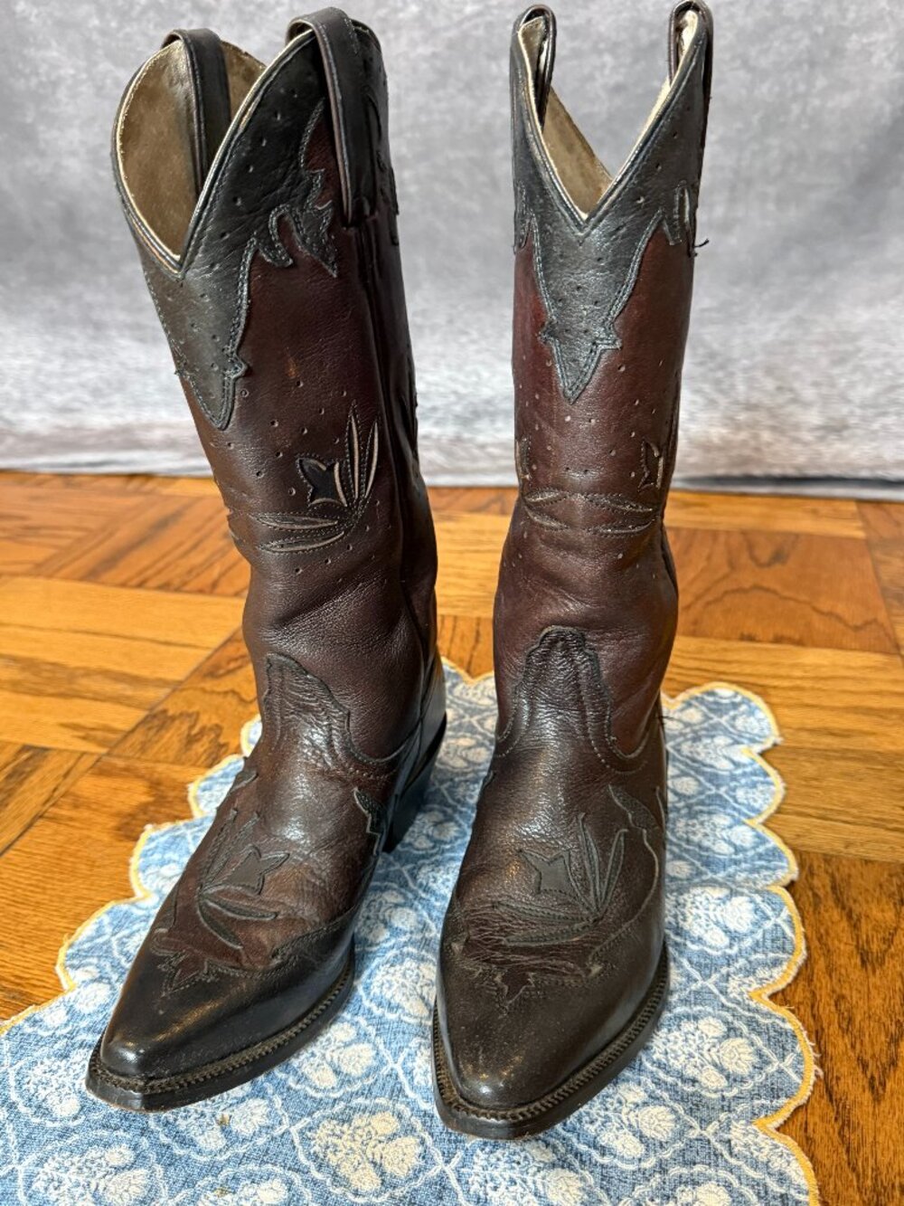 Justin Cowgirl Boots